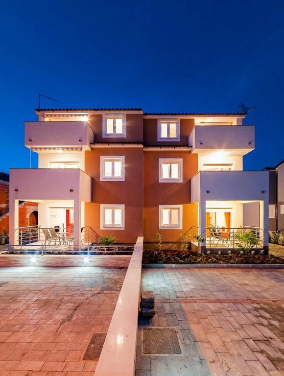 Apartments Hrvoje ヴォディツェ エクステリア 写真