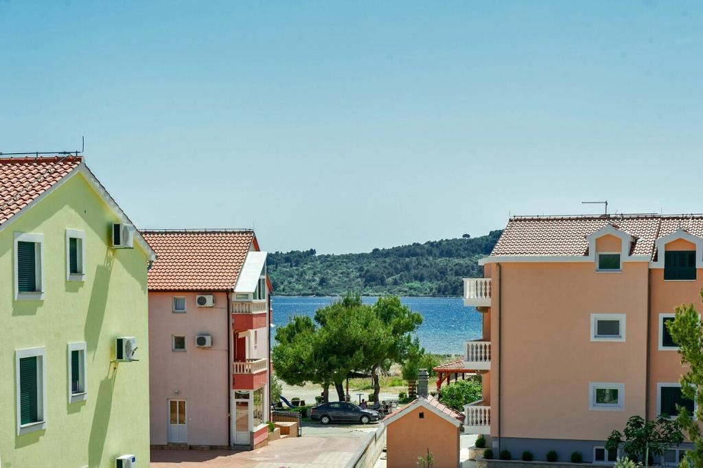 Apartments Hrvoje ヴォディツェ エクステリア 写真