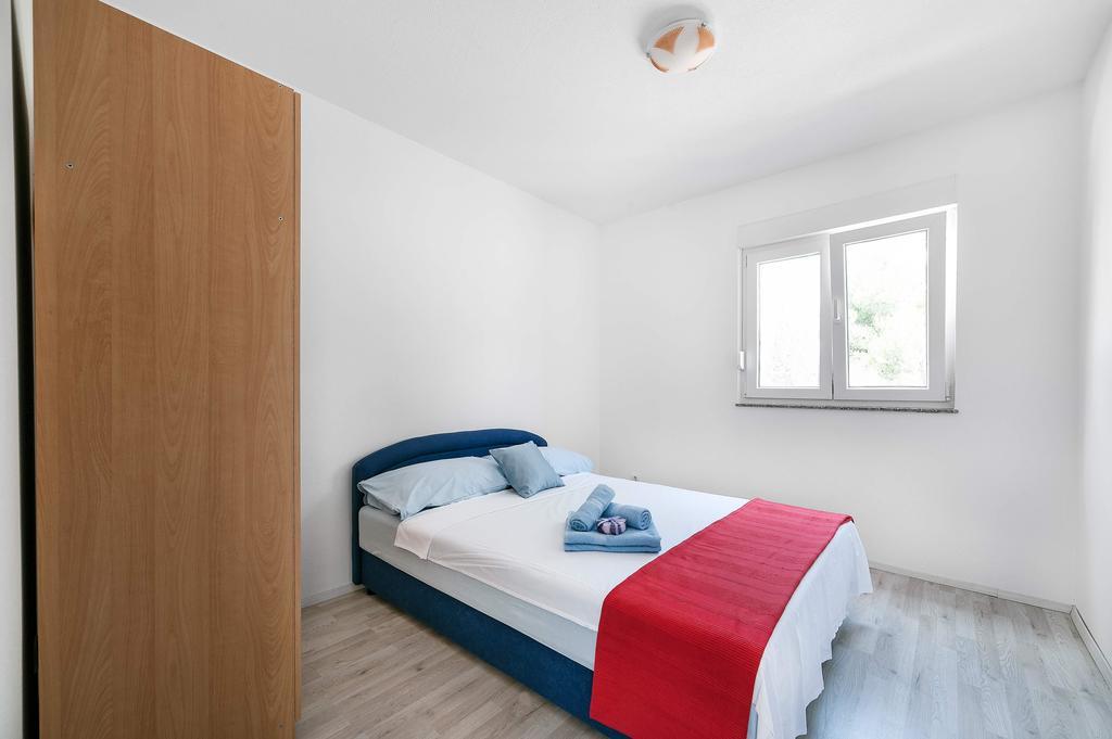 Apartments Hrvoje ヴォディツェ 部屋 写真